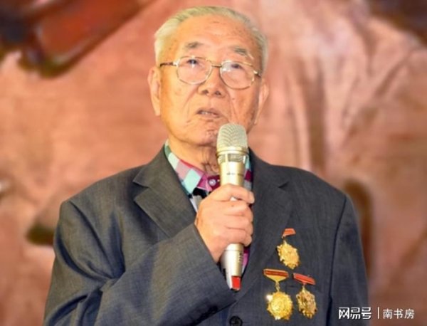 正规的配资公司 53年毛主席首次来杭州，我被调去参加警卫工作，伴随伟人左右78天